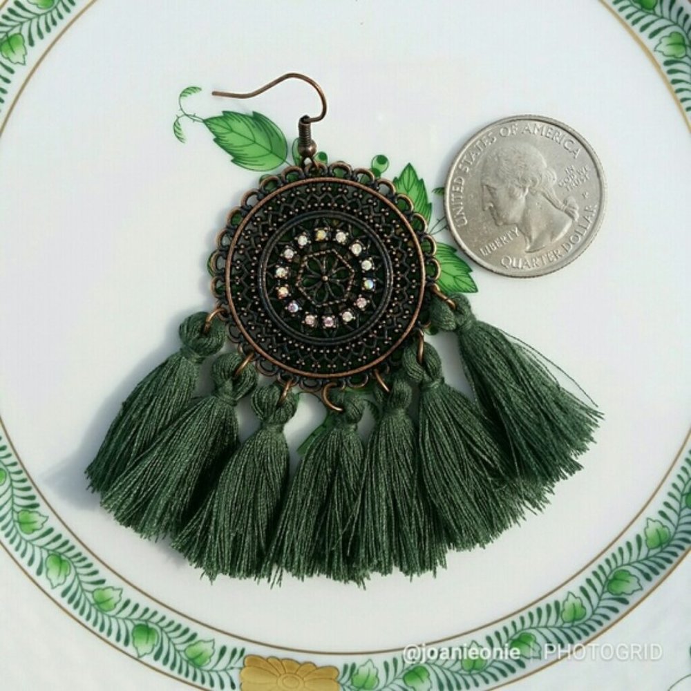 xx Tassel Earrings Green Bohemian Dreamcatcher - Picture 2 of 3